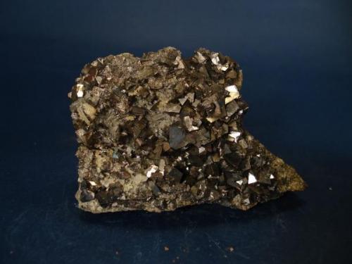 Arsenopirita<br />Carlés Mine, Ballotal-El Fuxaco, Carlés, Salas, Comarca Valle del Narcea, Principality of Asturias (Asturias), Spain<br />8 x 8 cm.<br /> (Autor: Echevarria)