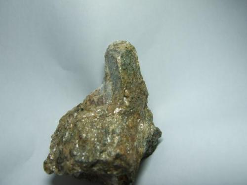 Andalucita<br />Dorinda Mine, Carbajosa, Villalcampo, Comarca Aliste, Zamora, Castile and León, Spain<br />Cristal de 2 cm.<br /> (Autor: Al mar)