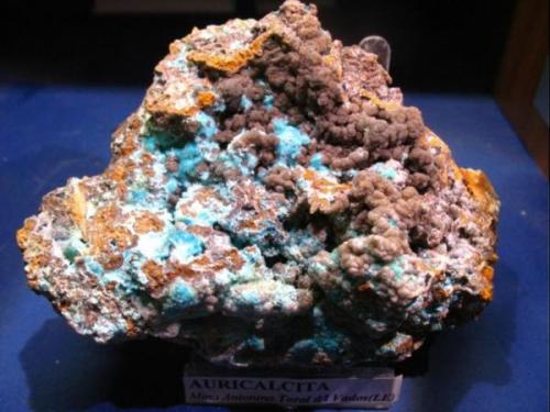 Auricalcita<br />Antonina Group of Mines (Toral de los Vados), Requejo, Sobrado, Comarca El Bierzo, León, Castile and León, Spain<br />12 x 9 cm.<br /> (Autor: Calita)