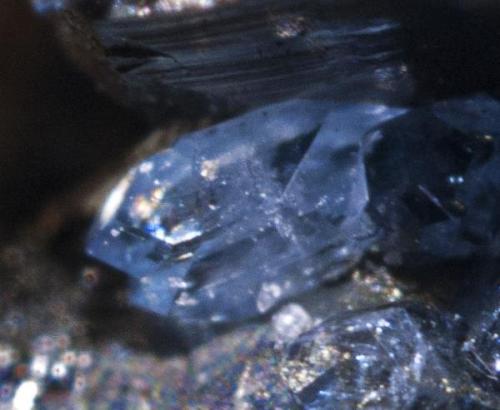 Detalle del cristal de escorodita. (Autor: usoz)