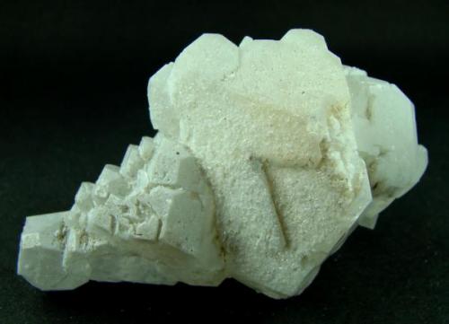 Colemanite
6.5 x 4.5 x 3cm
Death Valley – California - USA (Author: molsina)