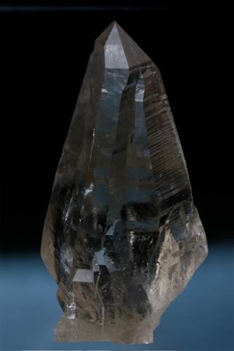 Quartz (Tessin habit smoky quartz)
Raleigh, North Carolina, USA
5 x 2.5 cm (Author: Scott LaBorde)