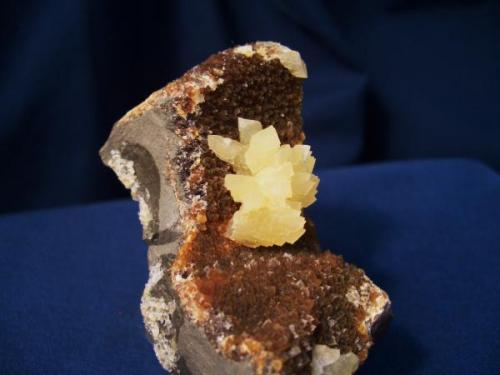 Calcite
Chalk Hill Quarry, Dallas, Dallas Co., Texas, USA
Crystals average about 0.25" (6mm)

These little Calcites are from the Chalk Hill Quarry, Dallas County, Texas the crystals average about 0.25" (6mm) (Author: Jim Prentiss)