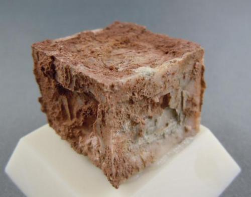 Calcite after Halite
Major County, Oklahoma, USA
3.0 x 2.5cm (Author: rweaver)
