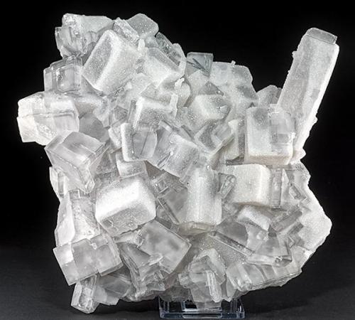 Quartz, Barite, and Stibnite
Meikle Mine, Bootstrap District
Elko County, Nevada
Specimen size 12.5 x 15.5 cm. (Author: am mizunaka)