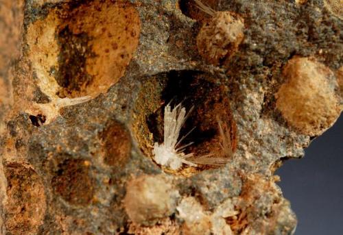 Natrolite
Hurricane Cliffs, New Harmony, Washington Co., Utah, USA
FOV 3 cm (Author: crosstimber)