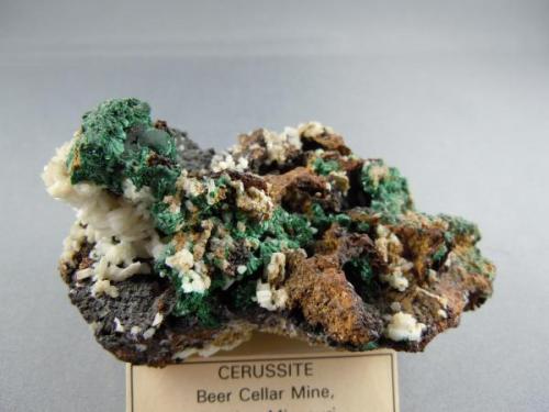 Cerussite and Malachite
Beer Cellar Mine, Granby, Newton Co., Missouri
8.2cm x 5.0cm (Author: rweaver)