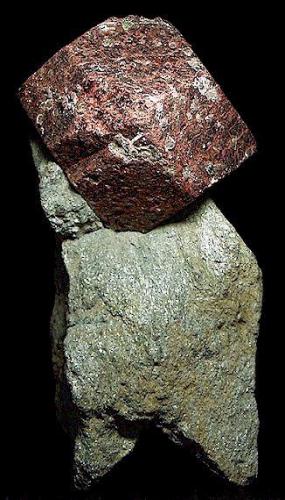Almandine with Magnetite on Chlorite Schist

Sedalia Mine
Sedalia District
Chaffee County, Colorado
United States of America

23.0 x 12.0 cm overall
12.0 cm Garnet

This specimen is circa 1910. (Author: GneissWare)
