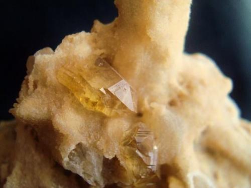 Citrine Quartz  / Danburite
Locality: Charcas, San Luis Potosí, México 
size: 5cm x 2.7cm x 3cm (Author: Luis Domínguez)