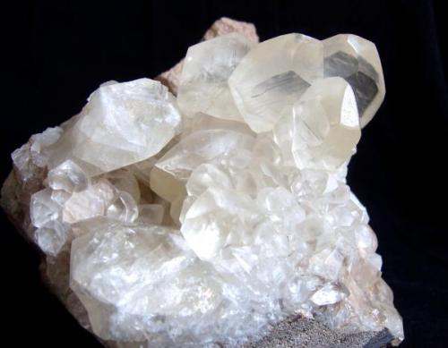 Calcite Locality: José María Patoni, Durango, México size. 10.5cm x 10.6cm x9cm (Author: Luis Domínguez)
