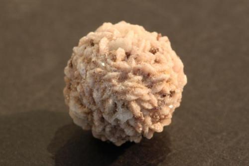 Stokesite - 1,7 cm X 1,6 cm X 1,7 cm
Urucum mine, Galiléia, Minas Gerais, Brazil (Author: silvio steinhaus)