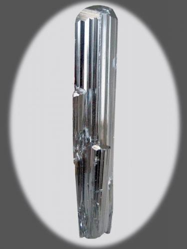 Stibnite 14.5 x 3.5 x 3cm, Wuling Mine, China (Author: Samuel)