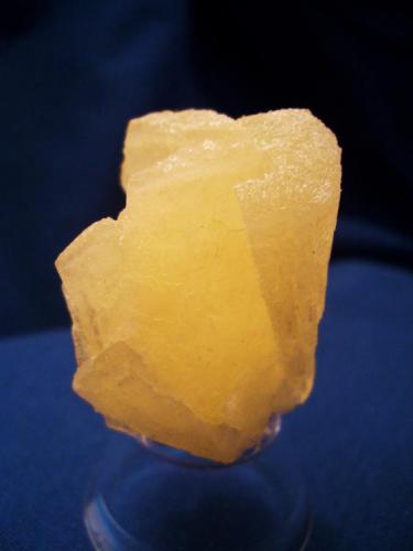 This Trona is 1 1/2" (3.81 cm) high and is from Owens Lake, Inyo County, California. (Author: Jim Prentiss)