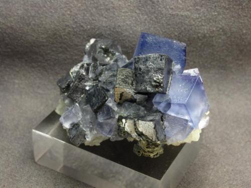 Galena with Fluorite
other side of view (Author: pro_duo)
