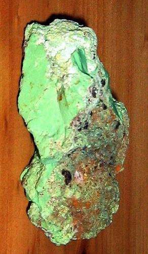 Gaspeite, Kambalda Nickel Mine, Kambalda, Coolgardie Shire, Western Australia, Australia. 9 x 5 x 2 cm. (Author: Samuel)