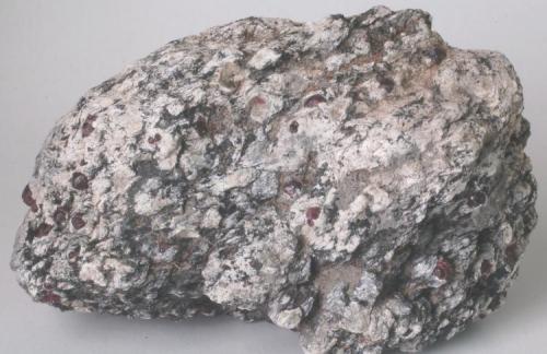 Granate en matriz - El Hoyazo, Níjar, Almería, Andalucía, España
Medidas: 10x7x4 cms (Autor: Joan Martinez Bruguera)