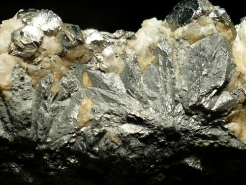 Marcasita<br />Reocín Mine, Reocín, Comarca Saja-Nansa, Cantabria, Spain<br />10 x 4 cm.<br /> (Autor: nerofis2)