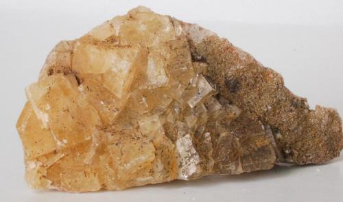 Fluorita - Mines de Sant Marçal, Viladrau, Montseny, Osona, Girona, Catalunya, España
Medidas: 7,5x3,5x2,5 cms (Autor: Joan Martinez Bruguera)