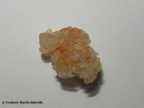 Silvita.
Muntanya de Sal, Cardona, Bages, Barcelona, Catalunya, España.
2,7 x 2 cm. (Autor: Frederic Varela)