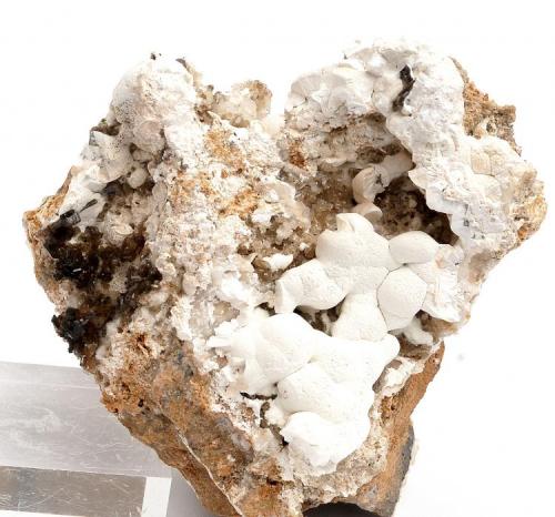 Hidrocincita y Hemimorfita - Minas de La Florida - Sierra de Arnero - Valdáliga - Cantabria - España - 8,8 x 7,1 x 5,2 (Autor: Martí Rafel)