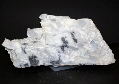 Wollastonita<br />Wollastonite skarn, Mérida, Comarca 	Tierra de Mérida - Vegas Bajas, Badajoz, Extremadura, Spain<br />22 x 15 cm.<br /> (Autor: Juan C. Agua)