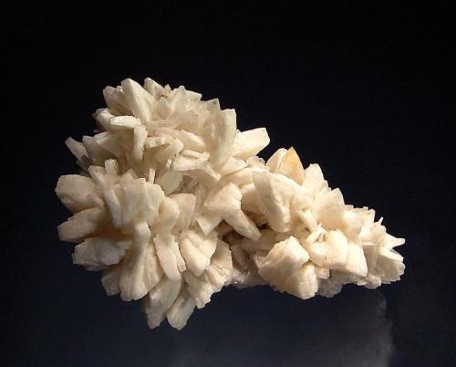 Barite - Minerva #1 Mine.  4.5 x 6.7 cm. (Author: crosstimber)