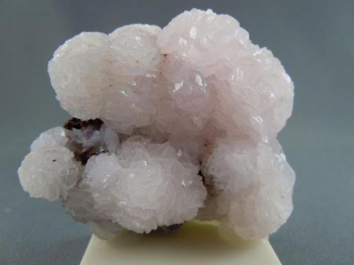 Manganoan Calcite
Montreal Mine, Iron Co., Montreal, Wisconsin, USA
5.8cm x 5.4 cm (Author: rweaver)