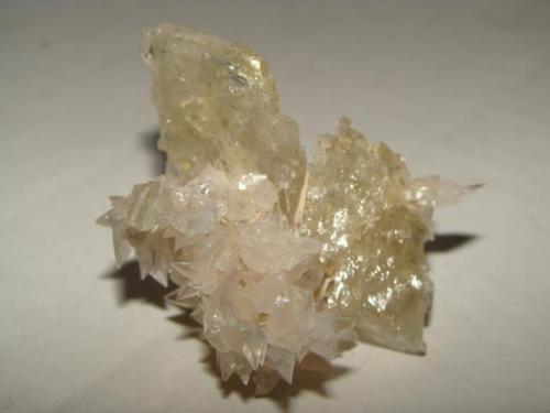 Barite,calcite.
Naica Chihuahua Mexico.
Size:5cm (Author: javmex2)