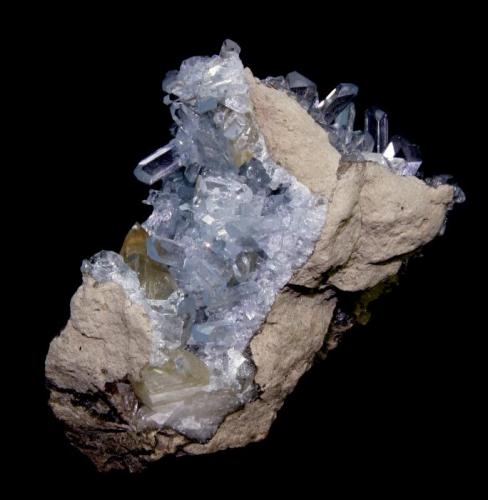 Celestine with Calcite

Maybee
Michigan
United States of America

6.4 x 5.5 x 3.5 cm overall (Author: GneissWare)