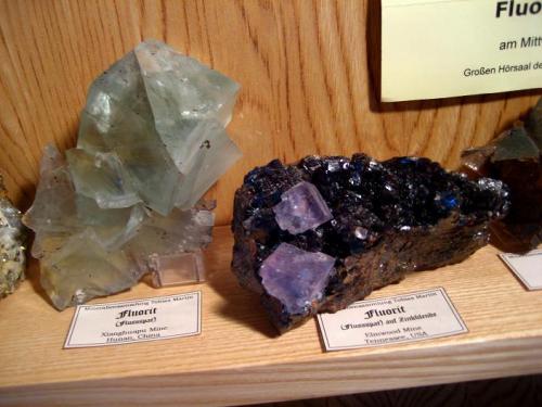 Fluorites from Xianghuapu Mine and Elmwood Mine. (Author: Tobi)