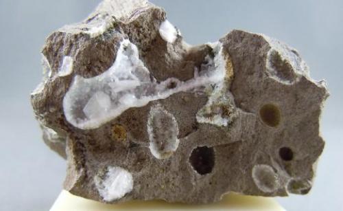 Epistilbite, Chabazite and Laumontite
Puu O Ehu Quarry
Kailua, Hawaii
5.2cm x 4.1cm (Author: rweaver)