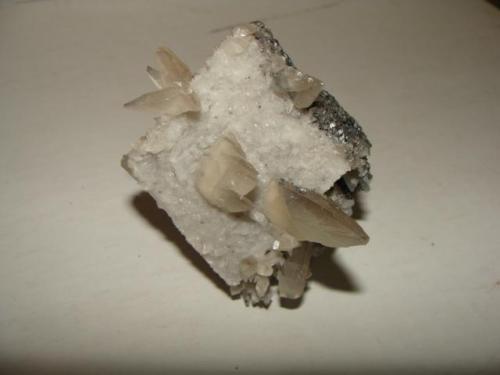 Double-generation calcite, San Antonio El Grande, Chihuahua Mexico. Size: 7cm. (Author: javmex2)