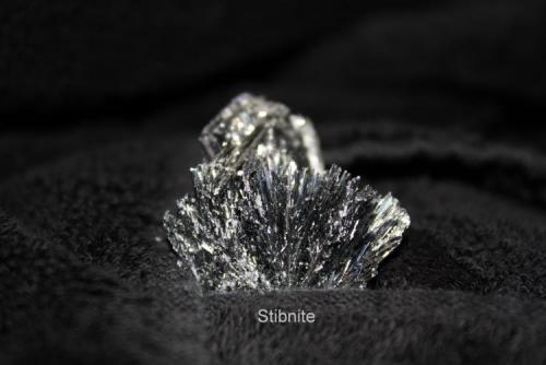 Stibnite
Baia Sprie, Romania
This is my favorite photo! (Author: Bruce Sevier)