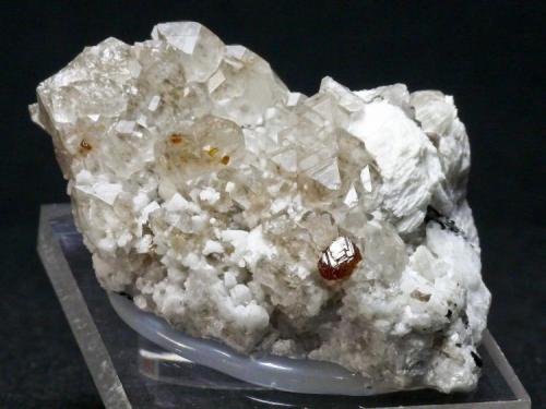 Granate Spessartina (Espesartina)
Trascastillo - Cártama - Málaga
Pieza de 4,5x3 cm. cristal mayor 0,4 cm. (Autor: El Coleccionista)