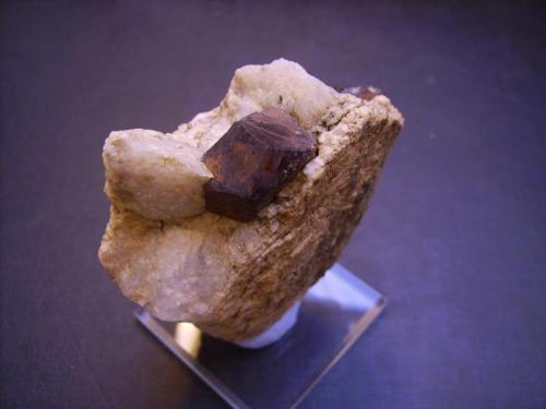 Goethita pseudo Pirita<br />Sierra Nevada, Capileira, Comarca Alpujarra Granadina, Granada, Andalusia, Spain<br />7,5 x 6,5 x 3,5 cm.<br /> (Autor: Antonio Alcaide)