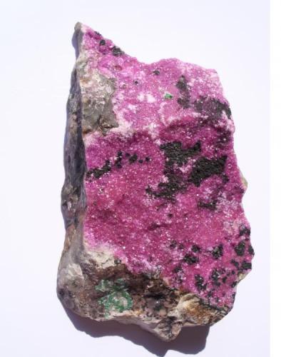 Calcita (cobaltífera)
R.D.CONGO
11 x 6,5 x 2,5 cm. (Autor: Daniel Olivares)