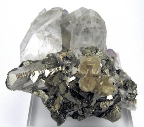 Stannite, arsenopyrite, quartz, fluorite, mica
Yaogangxian Mine, Yizhang Co., C
80 mm x 70 mm (Author: Carles Millan)