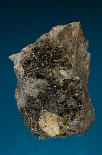 Brunogeierite xls with Stottite and Zn Siderite xls. Structure type - xls used from this specimen.
Tsumeb, Namibia
Size: Cabinet

Specimen: William Pinch Collection
Photo: Jeff Scovil & The RRUFF Project (Author: Pinch Bill)