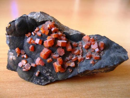 Vanadinite
Taouz, Er Rachidia Province, Meknès-Tafilalet Region, Morocco
55 x 30 x 20 mm (Author: Tobi)