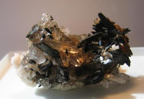 Smoky Quartz, Aegirine
Mt Malosa, Zomba, Malawi
5cm x 5 cm x 4 cm (Author: Leon56)