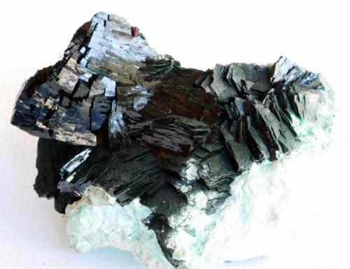 Malachite first generation crystals
Mashamba West Mine, Kolwezi, Katanga, R.D. Congo
11x6 cm (Author: Enrique Llorens)