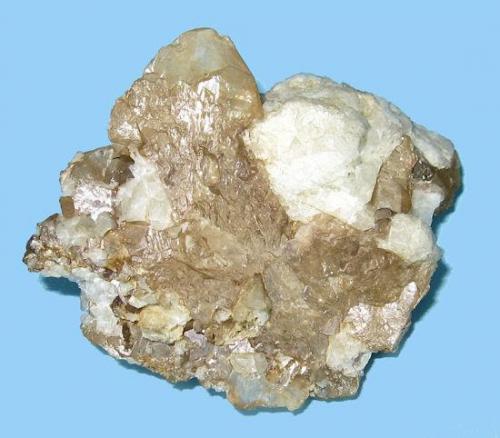 Wulfenita, fluorita
Mina "Teresita", en el área mineralizada de Montcada i Reixac/Sant Fost de Campsentelles, Vallès Occidental/Vallès Oriental, Cataluña
33 mm x 29 mm (Autor: Carles Millan)