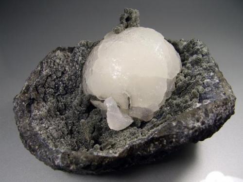 Stellerita. Jalgaon, India. 9´5x6´5 cm. Bola de 5 cm (Autor: geoalfon)