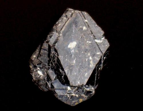 Esfalerita, cristal único. Mina La Reforma, municipio de Urique, estado de Chihuahua, Mex. 4x3.5x3 cm. (Autor: Marco A. Ramìrez Lara)