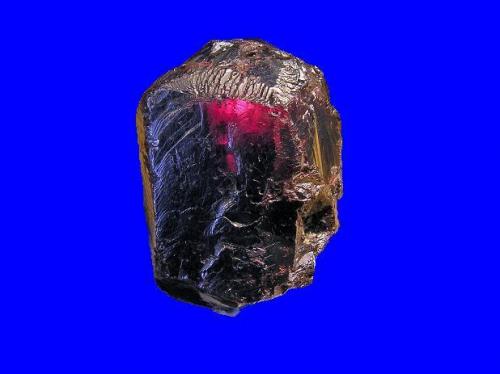 Cristal de Pirargirita. 2,4x1,9x1,3 cm. Hiendelaencina, Guadalajara, Castilla La Mancha. Col. y foto Nacho Gaspar. (Autor: Nacho)