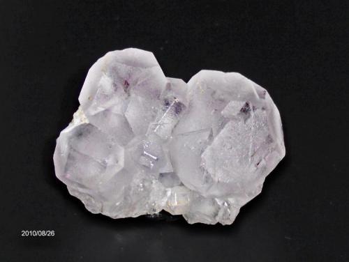 Fluorita
Mineral de Naica
Municipio: Saucillo
Estado: Chihuahua
Mèxico
Medidas: 3.5x2.5x2 cm (Autor: Marco A. Ramìrez Lara)