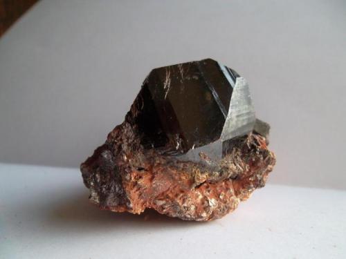 Rutilo
Graves Mountains, Lincoln County, Georgia, USA
el cristal 4 x 3 x 3 cm. (Autor: javier ruiz martin)