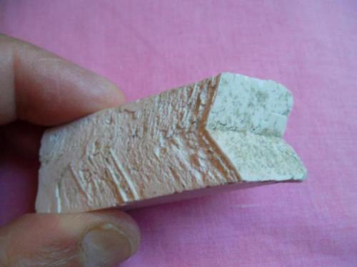 Ortoclasa<br />El Berrueco, Comarca Sierra Norte (Madrid), Community of Madrid, Spain<br />4,5 x 1,5 cm.<br /> (Autor: javier ruiz martin)
