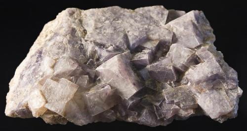 Fluorita<br />Mina Rosita, Colmenar del Arroyo, Comarca Sierra Oeste de Madrid, Comunidad de Madrid, España<br />7cm X 4 cm<br /> (Autor: MMorales)