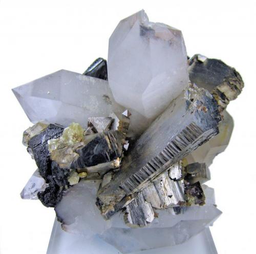 Arsenopyrite, ferberite, scheelite, quartz, muscovite.
Yaogangxian Mine, Yizhang, Chenzhou, Hunan, China
85 mm x 85 mm (Author: Carles Millan)